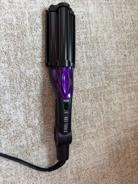 Hot Tools Triple Barrel Waver in Purple and Black